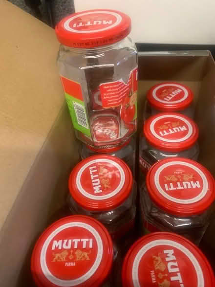 Photo of free Glass jars /all the same (Northchurch HP4) #1