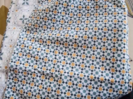 Photo of free Duvet cover king size reversable pattern (Southport PR9) #2