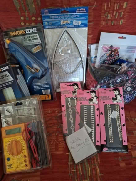 Photo of free Bag of miscellaneous items (Near Tesco Clearwater D11) #1