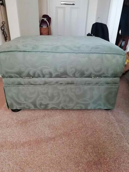 Photo of free Sofa, armchair and ottoman (Welwyn AL6)