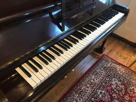 Photo of free Piano (GU1) #1