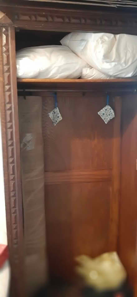 Photo of free Wardrobe (N2 East Finchley tube) #1