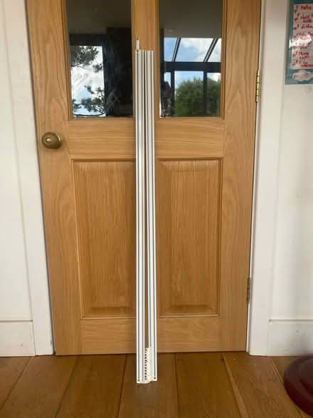 Photo of free 2.25m ‘glide’ curtain rail - white (Chesham HP5) #1