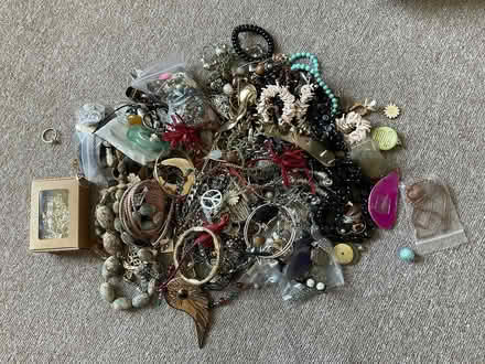 Photo of free Mixed jewellery for crafting (Bohemia TN37) #1