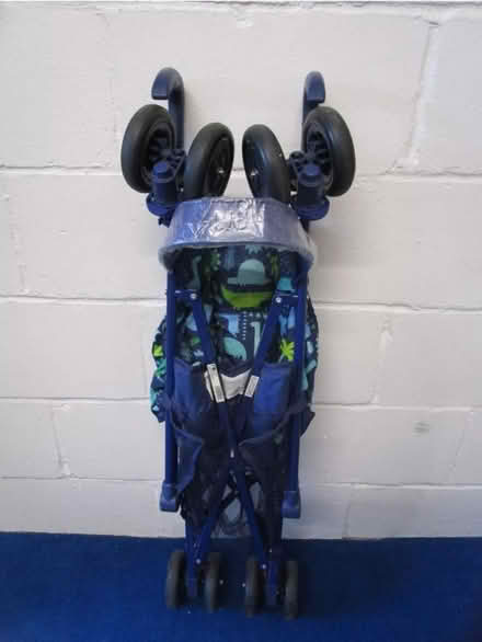 Photo of Umbrella fold buggy (KT6 Surbiton) #1
