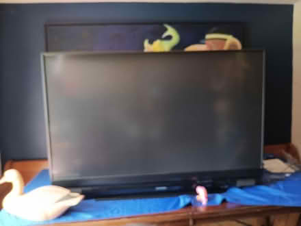 Photo of free 75 inch dlp tv works great (Montgomery Village-Airport) #1