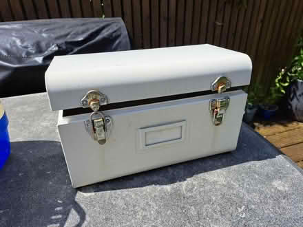 Photo of free Metal container (AL1) #1