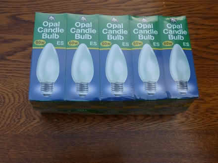 Photo of free Old style light bulbs (not LED) (Stockport SK4) #3