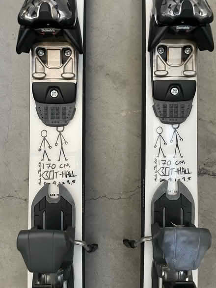 Photo of free Downhill skis (Pac Heights) #2
