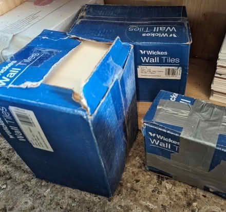 Photo of free 100x Wickes 150mm x 150mm plain white ceramic tiles (Wokingham RG41) #1
