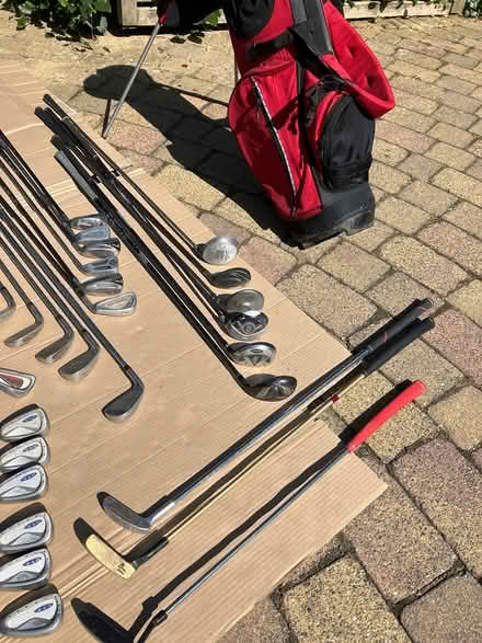 Photo of free Golf clubs + golf bag (CT5) #4