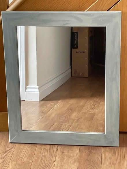 Photo of free Mirror (Ware SG12) #1