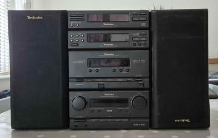 Photo of free Technics Mini Hi-Fi (Guildford) #1