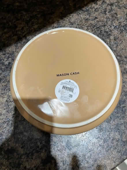 Photo of free Mason Cash ceramic dog bowl (West End Village SO30) #2
