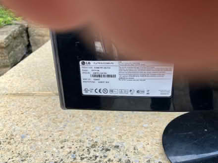 Photo of free LG LCD flat screen monitor (Lightwater GU18) #2