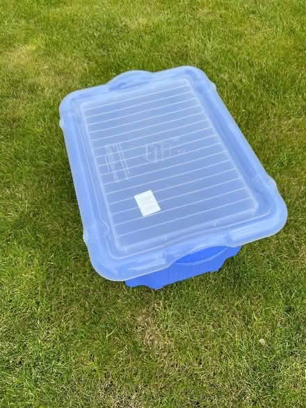 Photo of free Small plastic storage box with lid (Whitemans Green RH17) #1