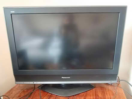 Photo of free 32 inch TV (Wootton, Bedford MK43) #1