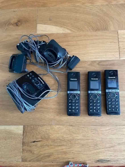 Photo of free Panasonic KX-TG8061EB Single Color DECT Phone with Answering (Botley OX2) #1