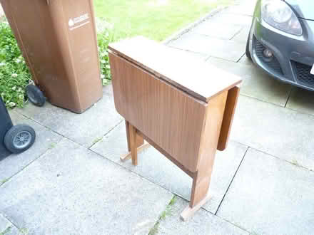 Photo of free Kitchen table (Stockport SK4) #1