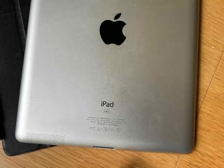 Photo of free iPad 2 (Winkfield Row RG42) #2
