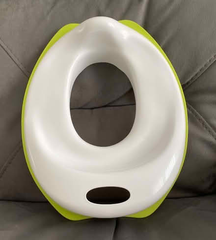 Photo of free Child’s Toilet Seat (Bracknell Forest RG12) #1