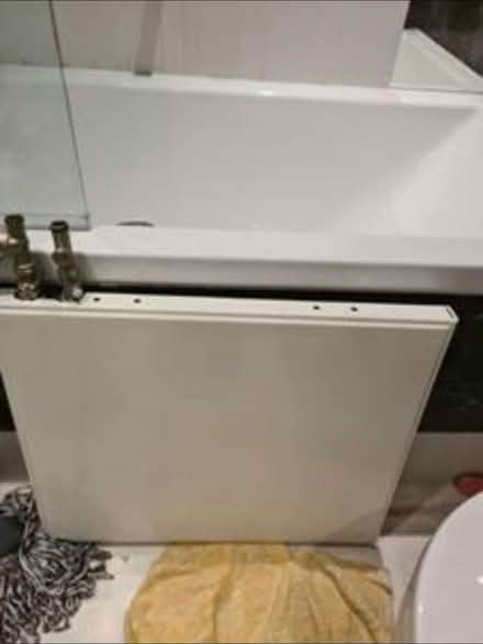 Photo of free radiator (Cubitt Town E14) #1