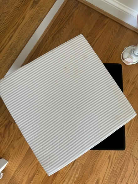Photo of free Ottoman (Chevy Chase MD) #2