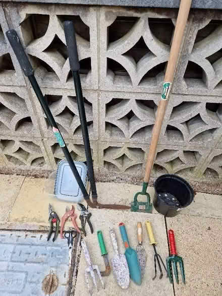 Photo of free Selection of garden tools (Mackworth Estate DE22) #1