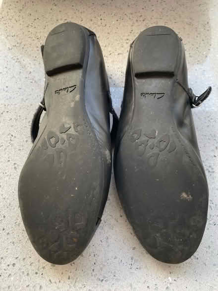 Photo of free Clark’s school shoe, adult 6G (Croydon CR0) #2