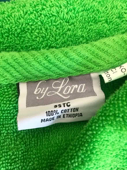 Photo of free Bath Towel Set (CV: Redwood & Seven Hills area) #2
