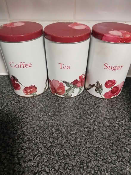 Photo of free Kitchen Items & Toys (BD3, Barkerend) #1