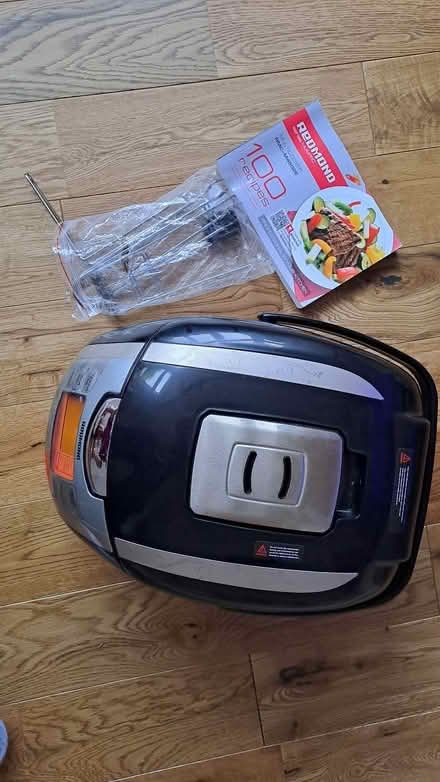 Photo of free Redmond Multicooker (New Malden KT3) #1