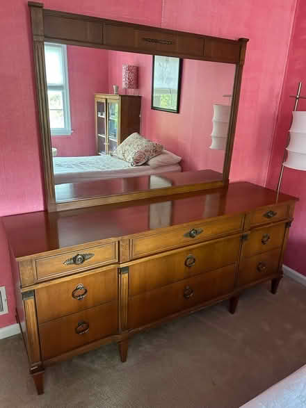 Photo of free Bedroom furniture (Douglassville (Yellow House)) #2