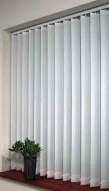 Photo of vertical blind (Victoria dock road E16) #1