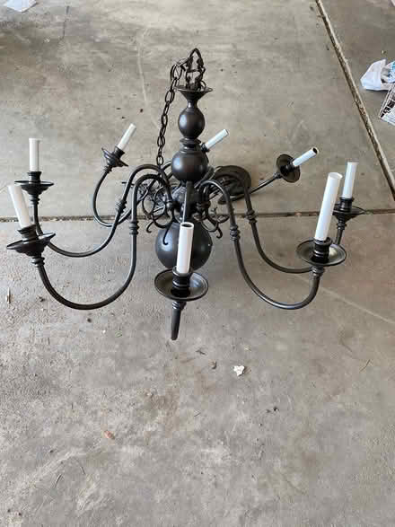 Photo of free 8-light chandelier (Centennial-Jordan & Parker Rds) #1