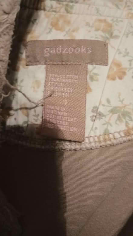 Photo of free Girls jackets (75237) #1