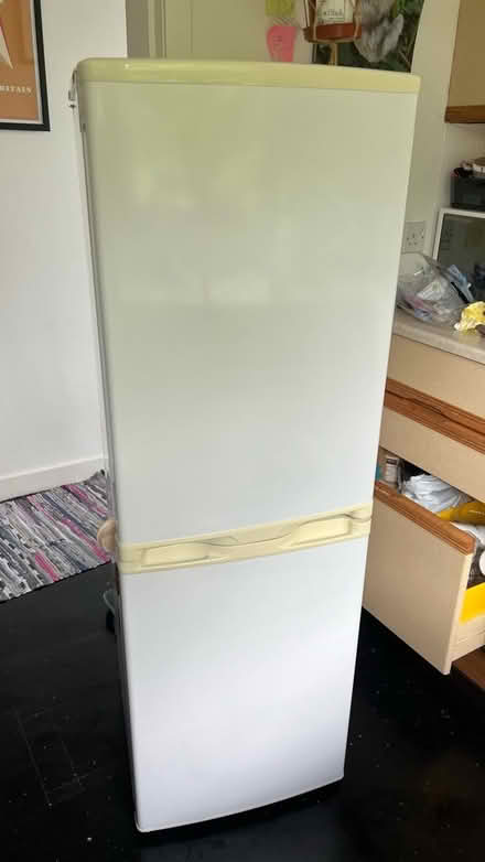 Photo of free Fridge freezer (East Kilbride) #1