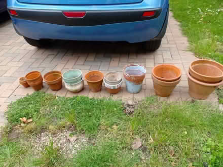 Photo of free Plant pots - clay (Abingdon OX14) #1