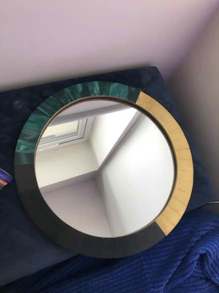 Photo of free Small mirror (UB2) #1