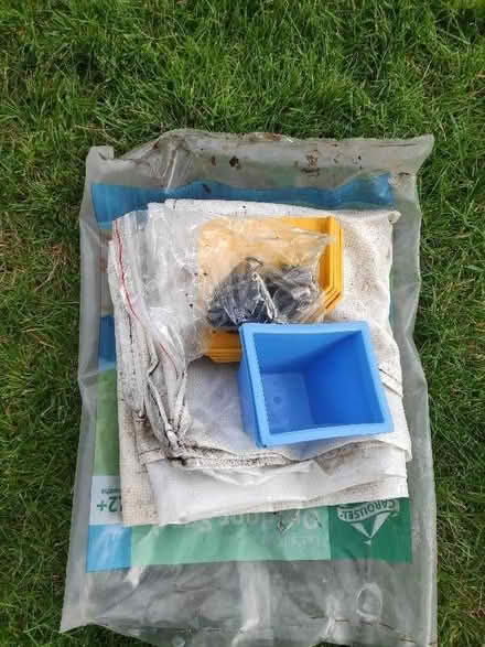 Photo of free Children sandpit (Yarnton OX5) #3
