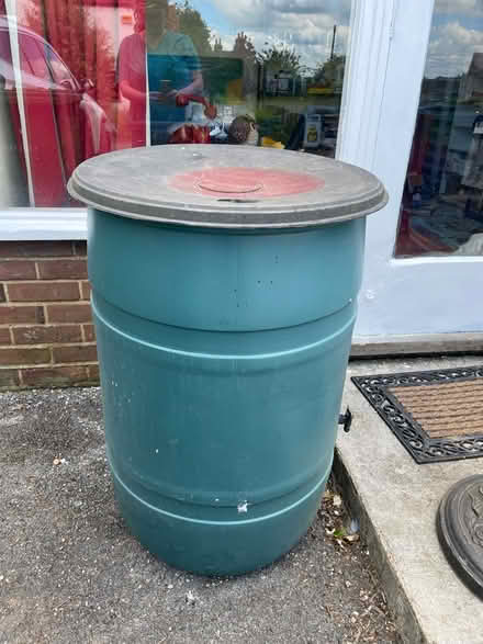 Photo of free Water butt (Amersham HP7) #2