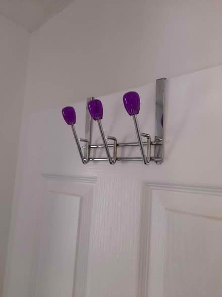 Photo of free Towel hooks for bathroom (kendal LA9) #1