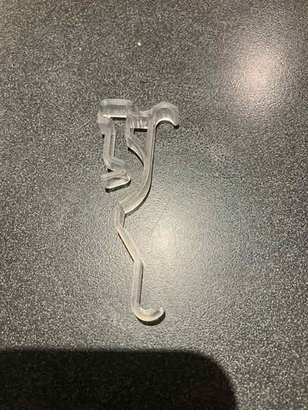Photo of free 2.75” valance clips for blinds (Crystal Beach) #1