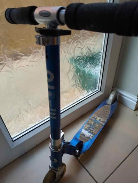 Photo of free Micro scooter blue (Kenpshott RG22) #2