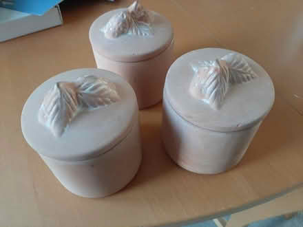 Photo of free 3 terracotta pots (Streatham SW16) #1