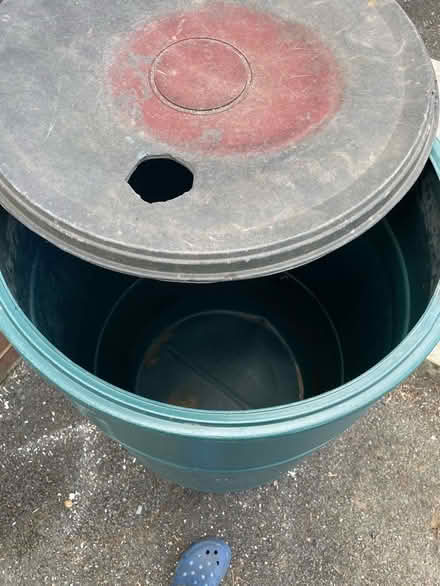 Photo of free Water butt (Amersham HP7) #3
