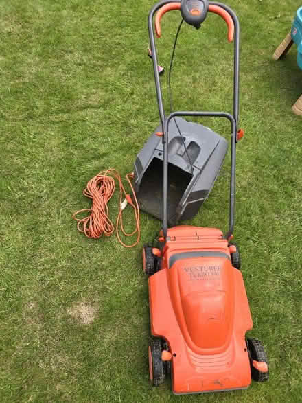 Photo of free Electric lawnmower (Hook roundabout KT9) #2
