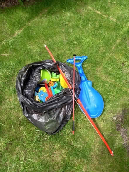 Photo of free Beach toys (SK3) #1