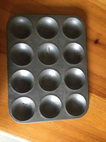 Photo of free Baking tray for mince pies (Tattenhall CH3) #1