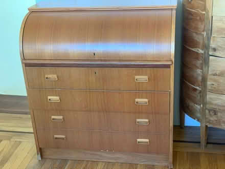 Photo of free Small sturdy antique rolltop desk (right off Ashby & San Pablo) #1
